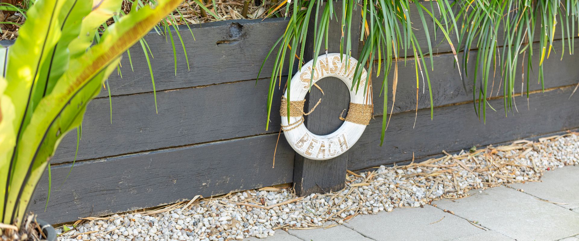 2 Ocean Whisper 16 Solway Drive – Dog Friendly Tropical Oasis