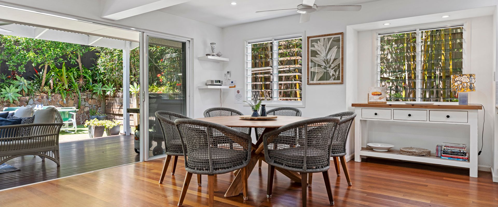 2 Ocean Whisper 16 Solway Drive – Dog Friendly Tropical Oasis