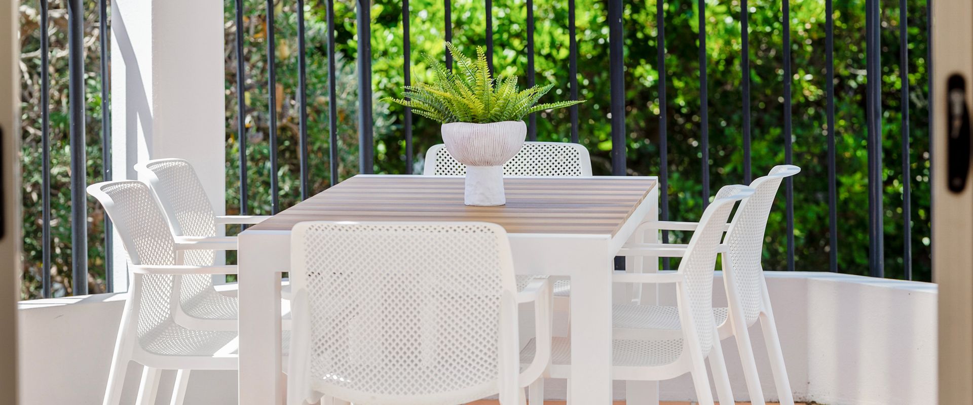 9 Parkshores – Enjoy an Escape in the Perfect Penthouse Apartment