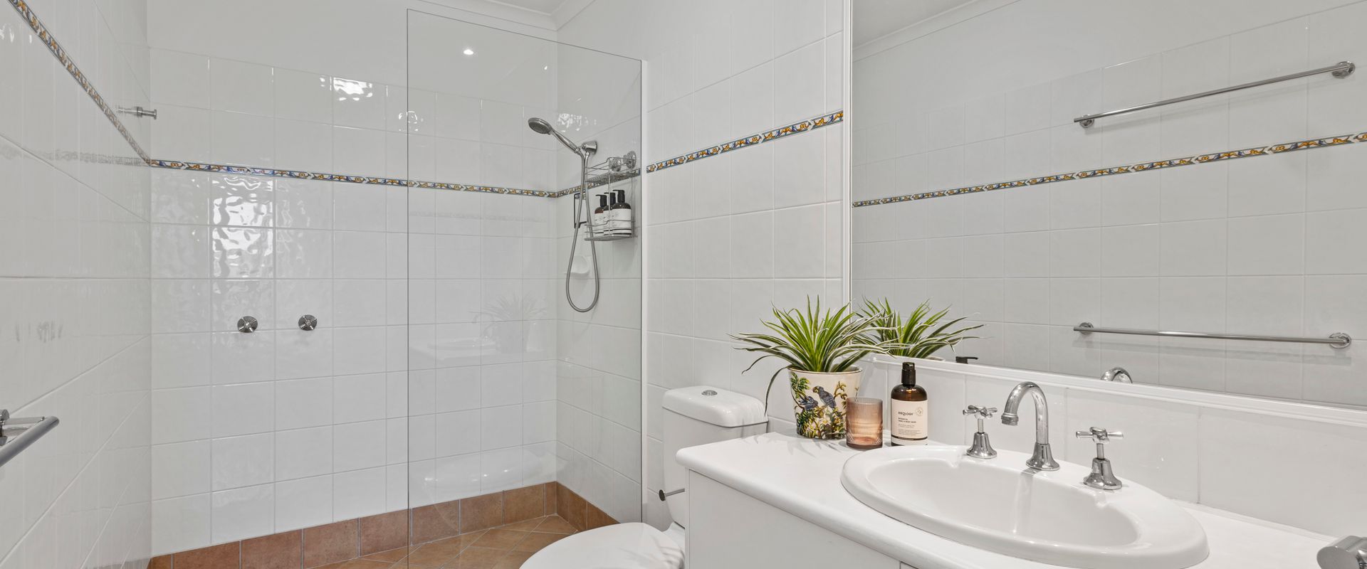 9 Sunshine Central, 21 Henderson St