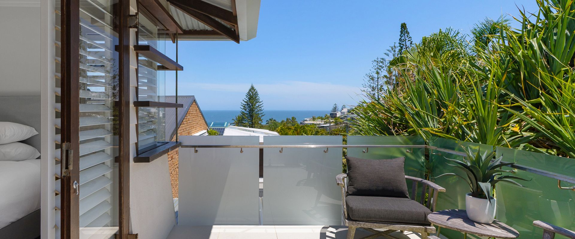 2 Allure, 20 Belmore Tce – Stylish Coastal Retreat