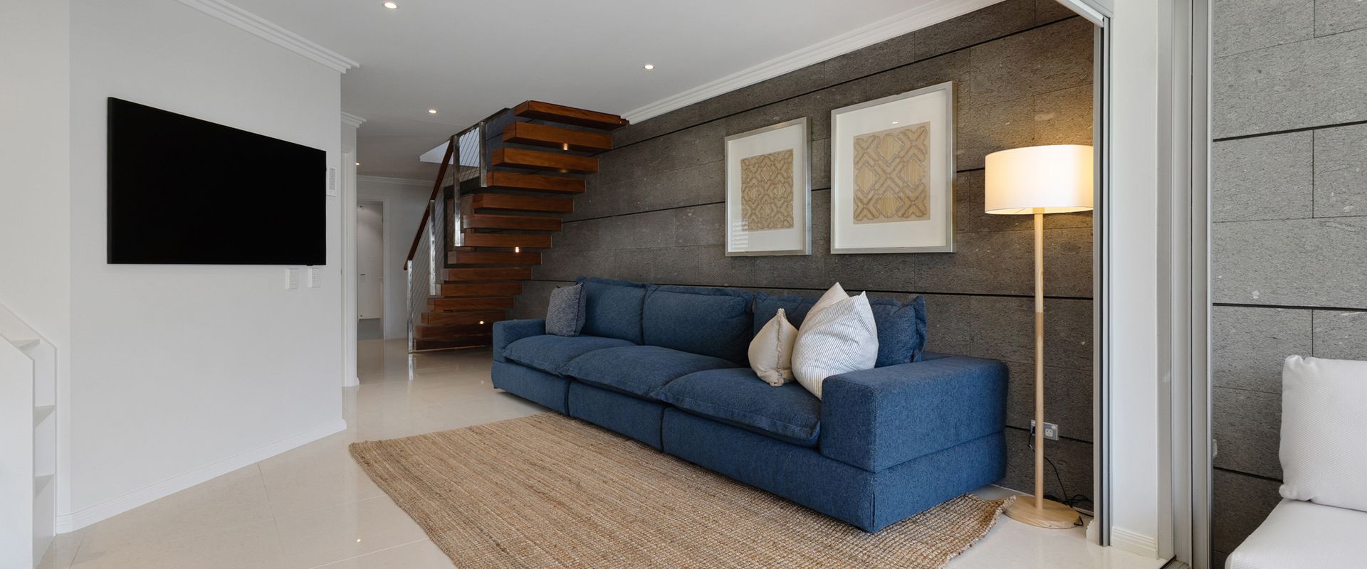 2 Allure, 20 Belmore Tce – Stylish Coastal Retreat