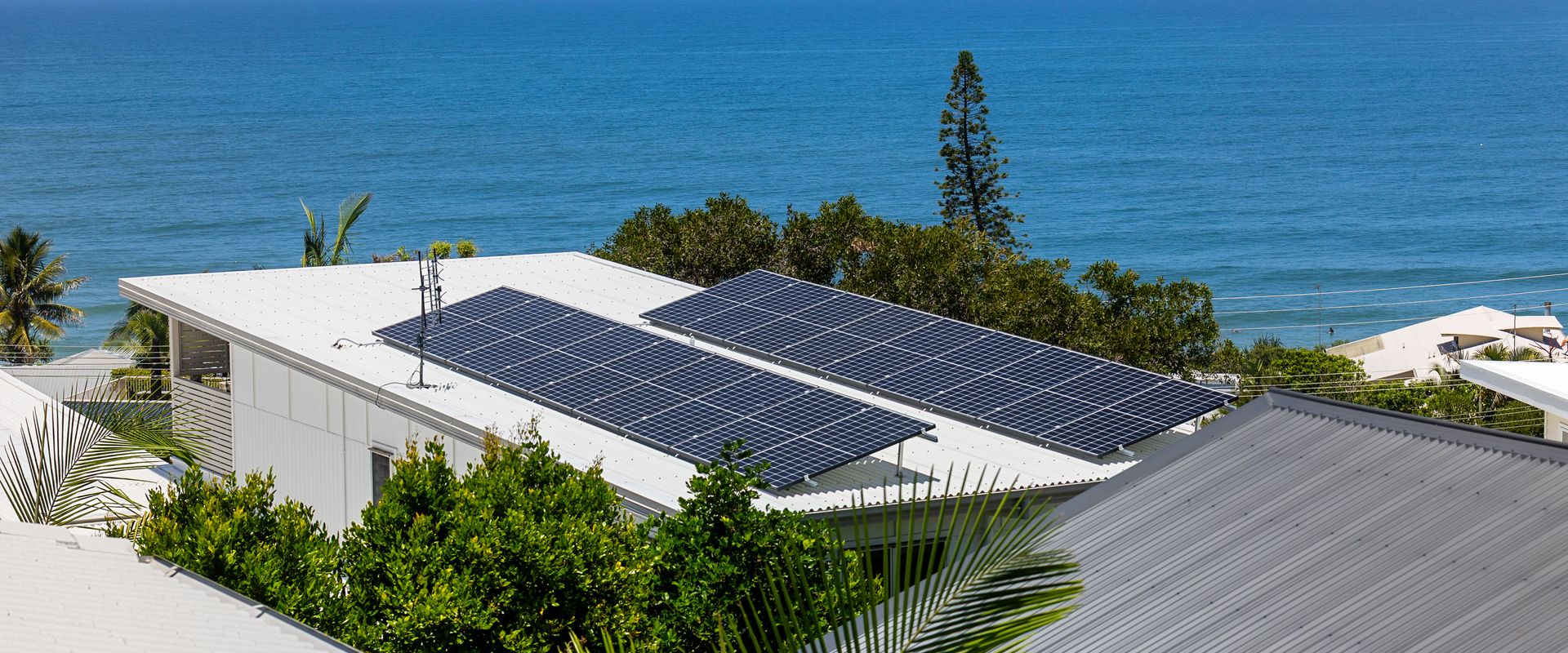 2 Allure, 20 Belmore Tce – Stylish Coastal Retreat