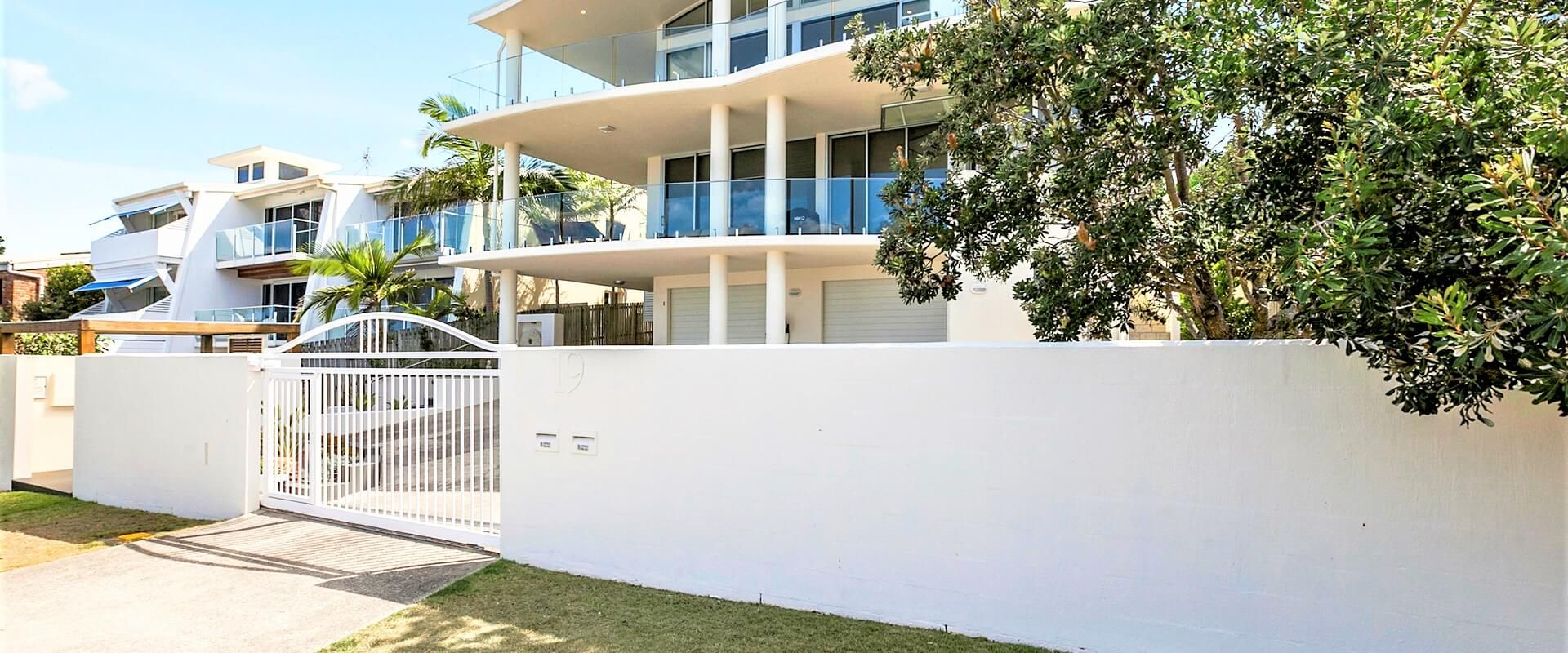 2 On The Park – Prime Location with Breathtaking Ocean Views