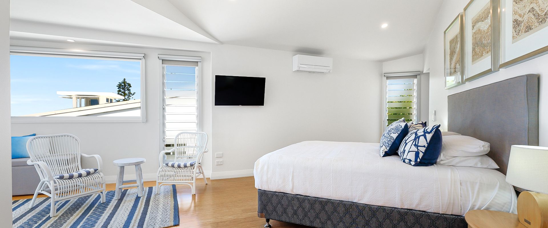 2 On The Park – Prime Location with Breathtaking Ocean Views