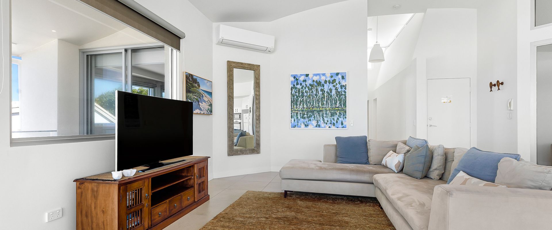 2 On The Park – Prime Location with Breathtaking Ocean Views