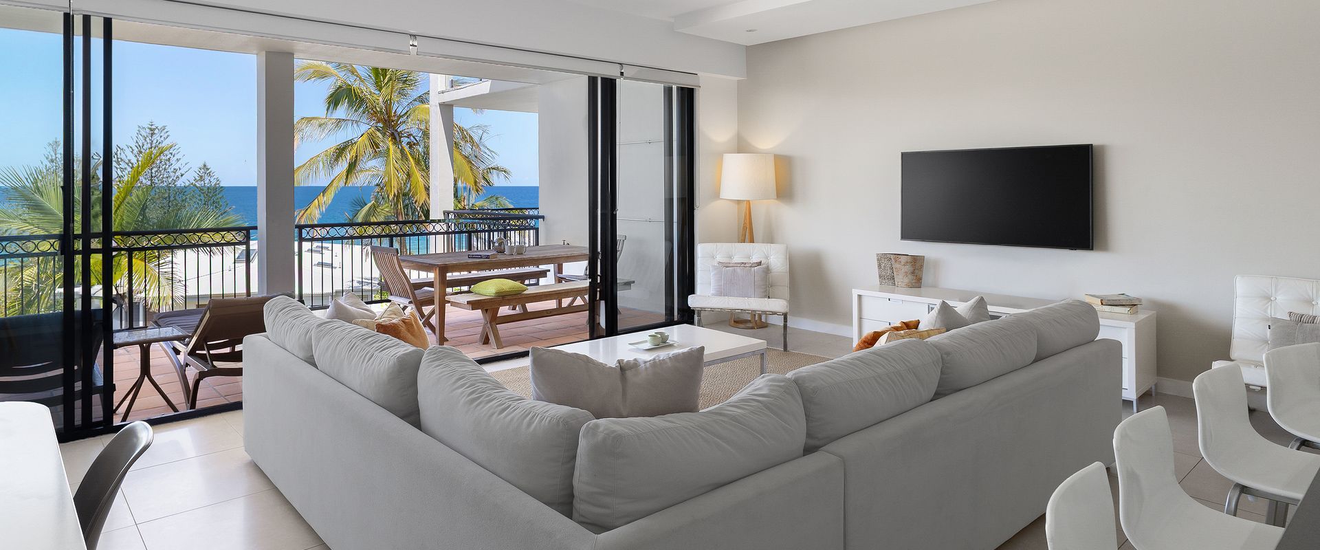 3 Hilltop Villas – White Water Views from the Heart of Sunshine