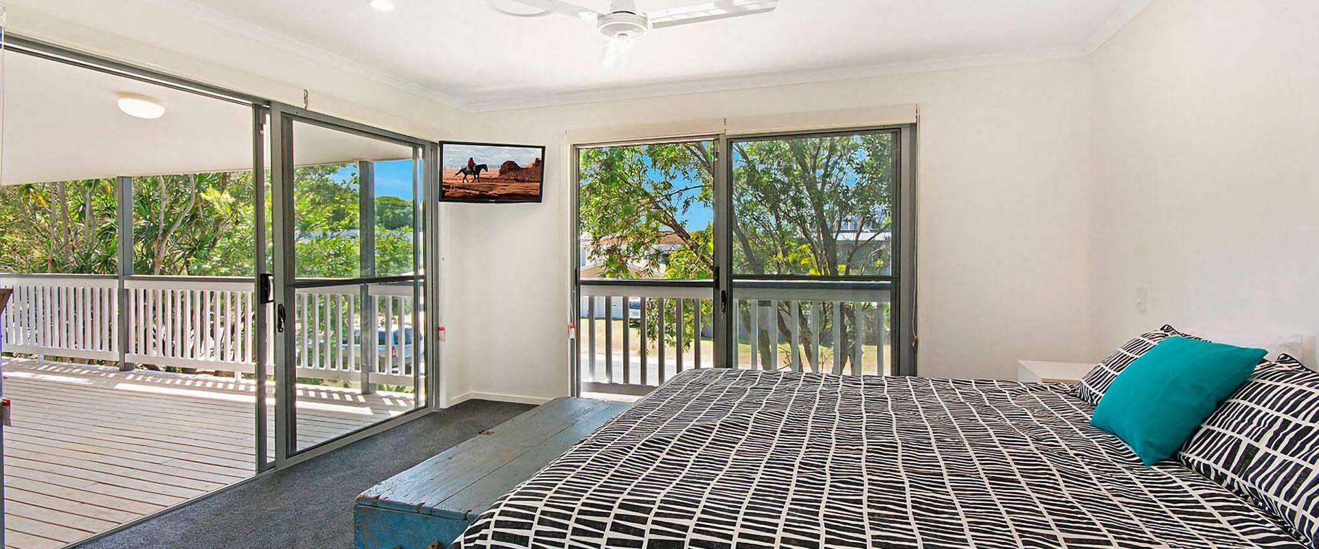 19 Depper St – Renovated Beach House