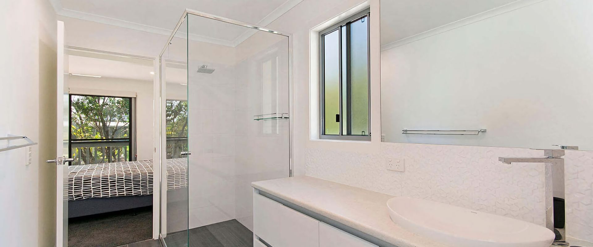 19 Depper St – Renovated Beach House