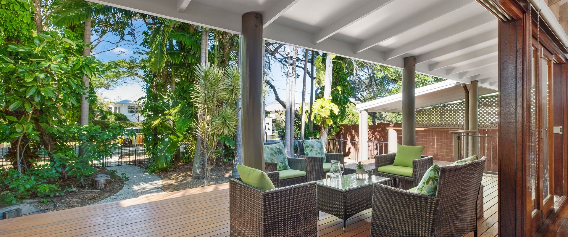 7 Depper – Cosy Beach House in Central Sunshine Beach