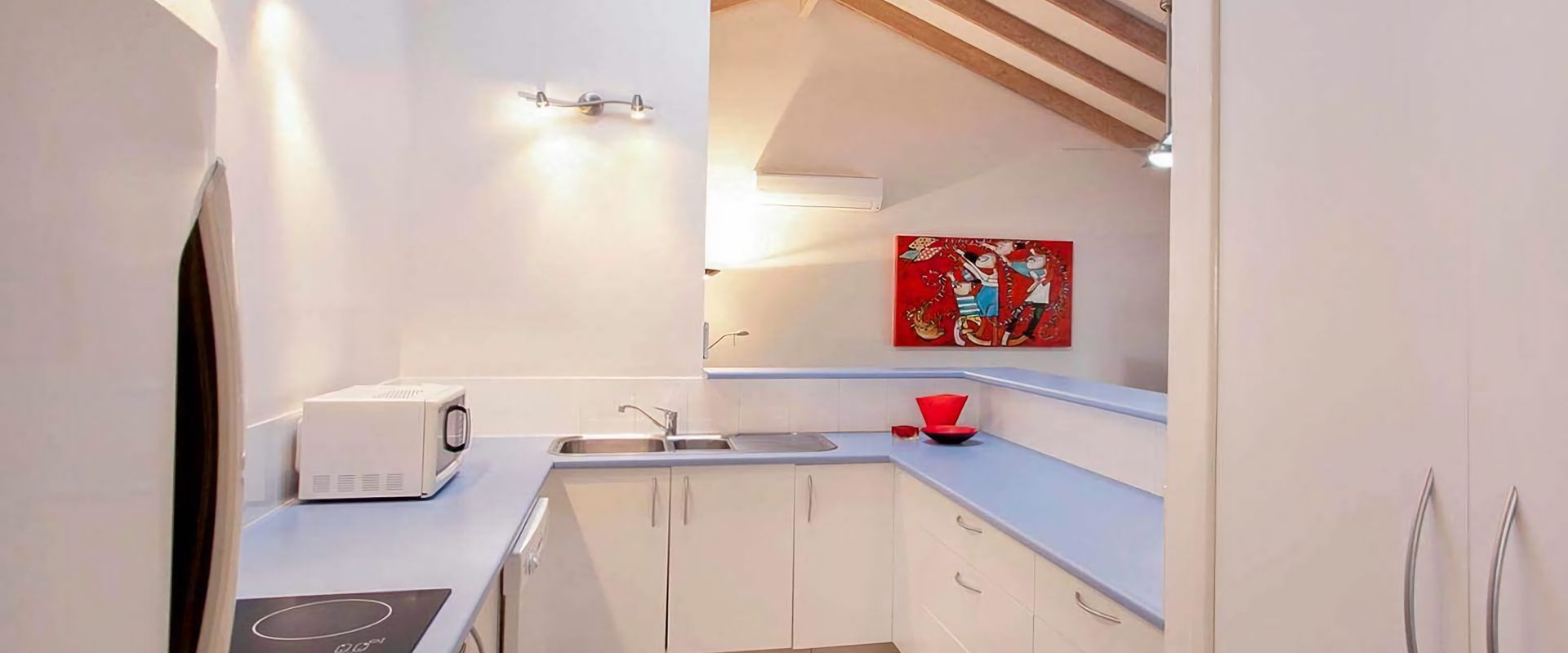 7 Depper – Cosy Beach House in Central Sunshine Beach