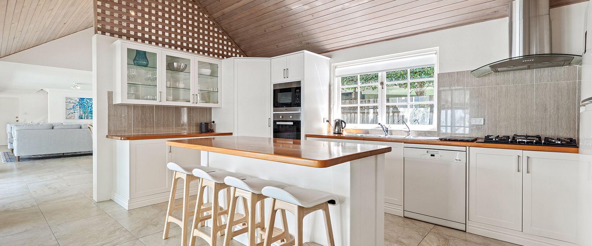 7 Dwyer St – Hamptons Haven