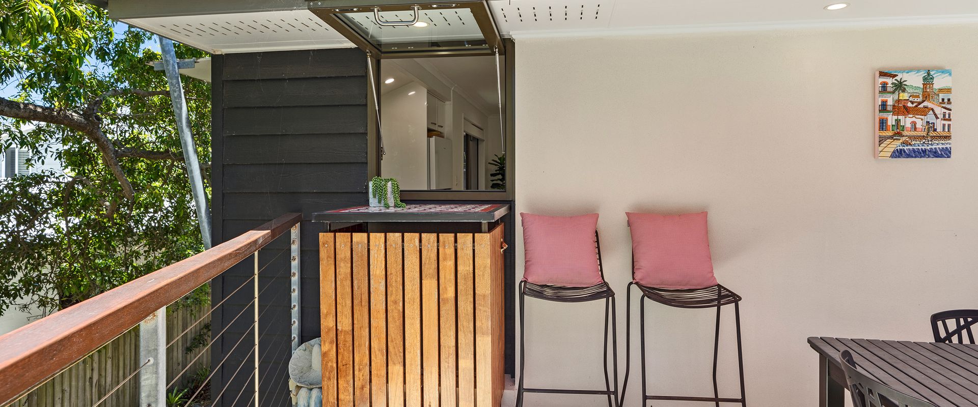 1 Graebill – Light & Spacious Duplex