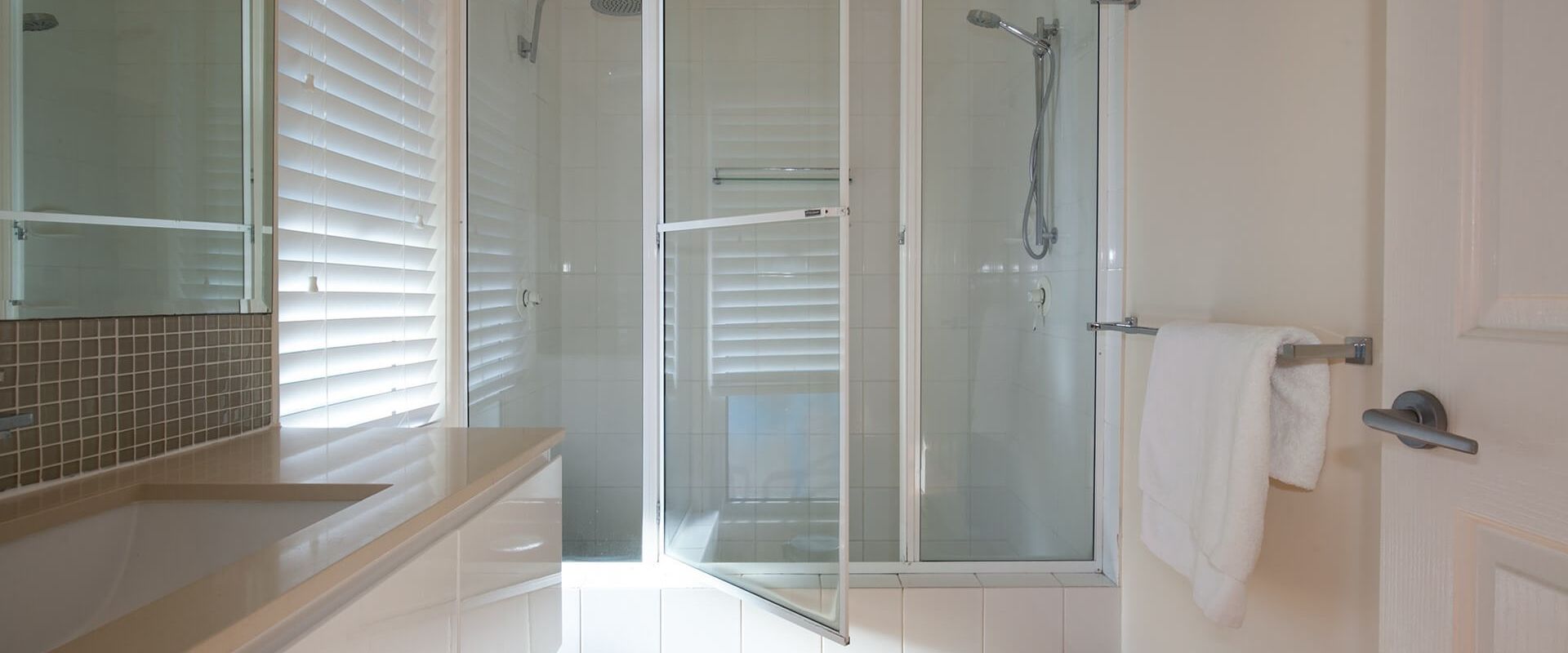 14 Belmore Terrace – Perfect Pad – Just 100 metres to the beach