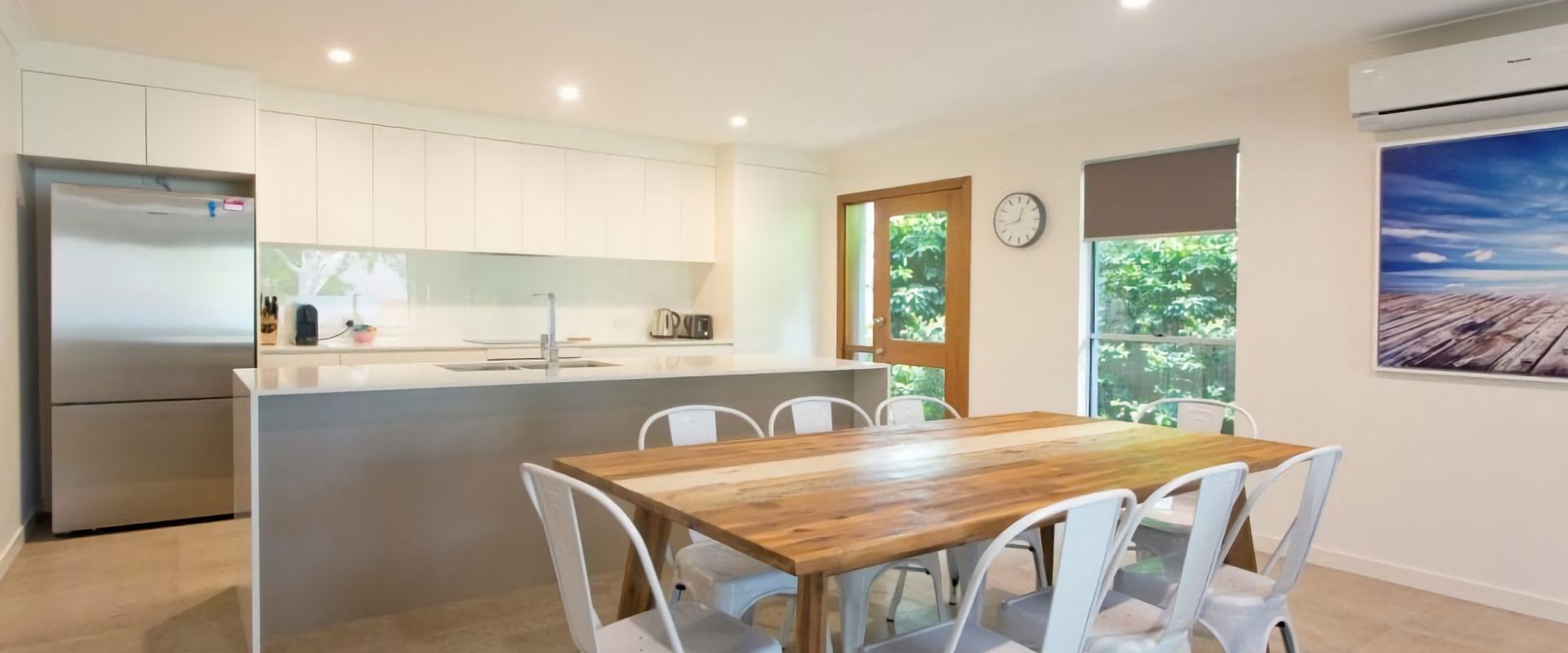 15 Depper St – Charming Beach Side Home in Lovely Location