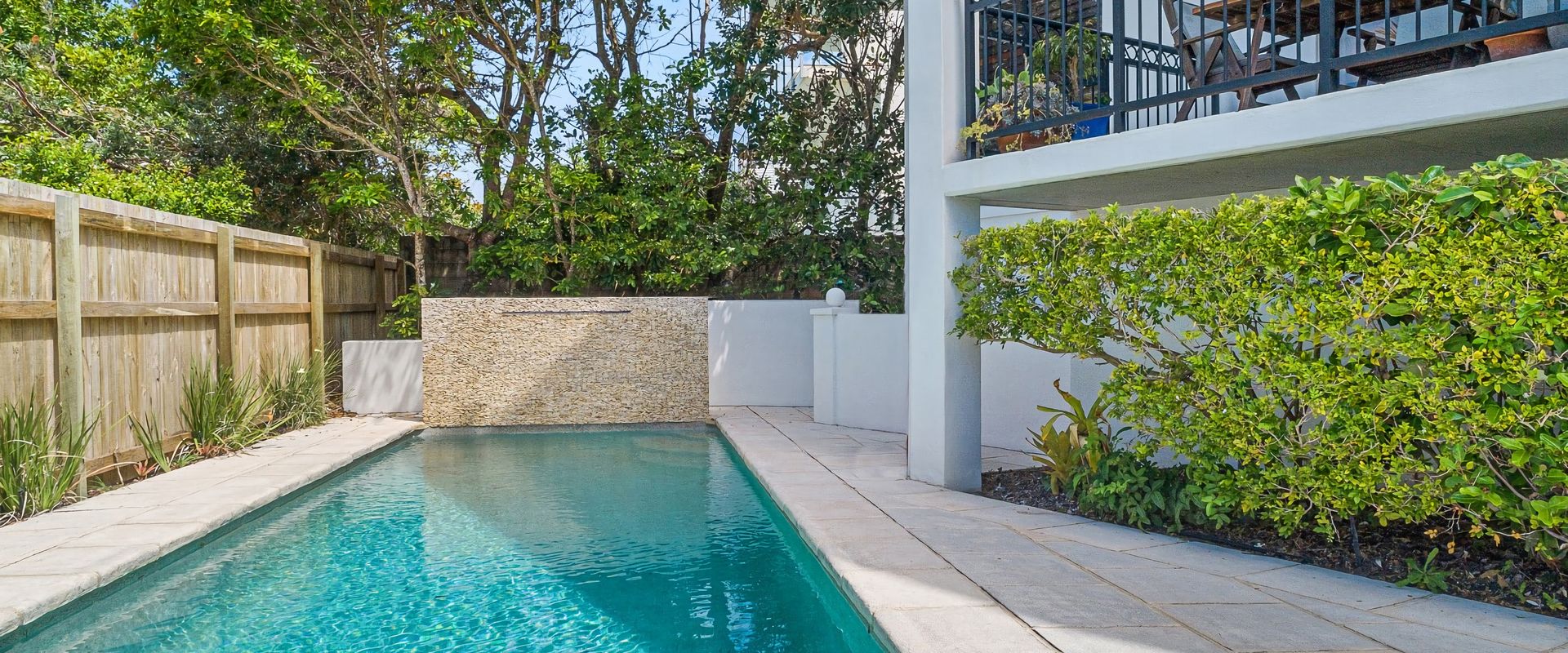 4 Hilltop Villas – Enjoy Ocean Views From The Heart Of The Village
