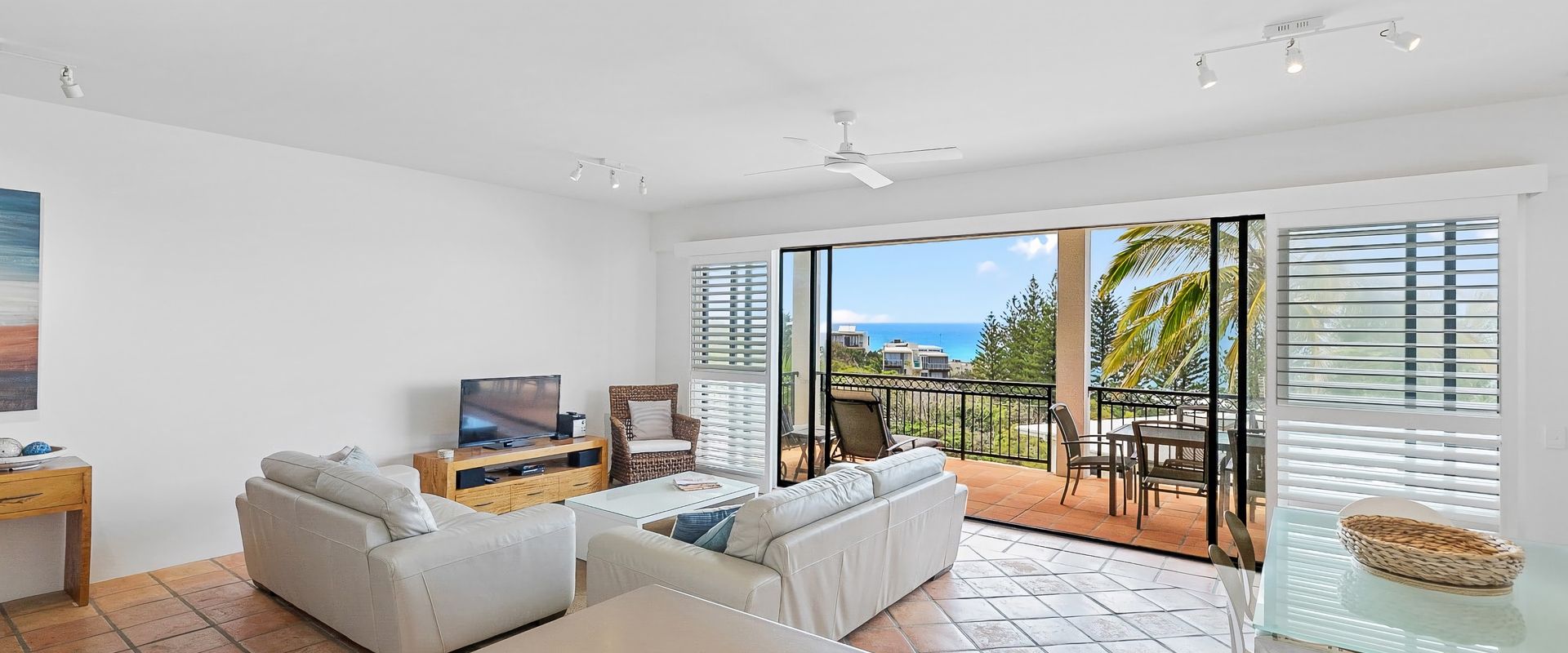 4 Hilltop Villas – Enjoy Ocean Views From The Heart Of The Village