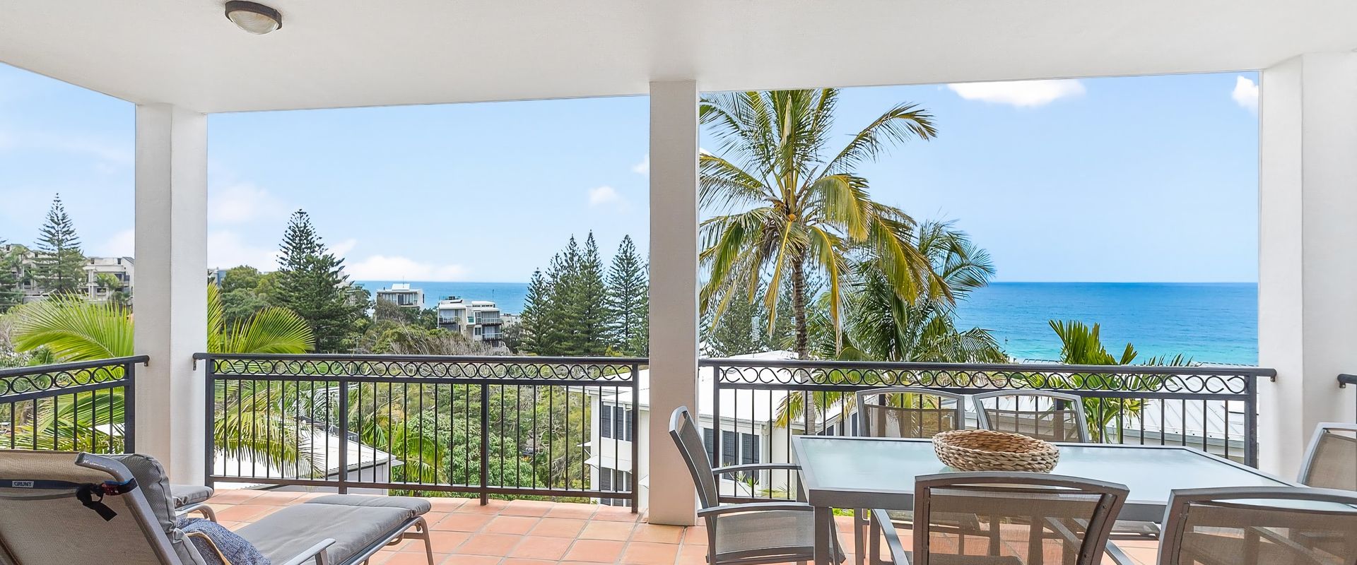 4 Hilltop Villas – Enjoy Ocean Views From The Heart Of The Village