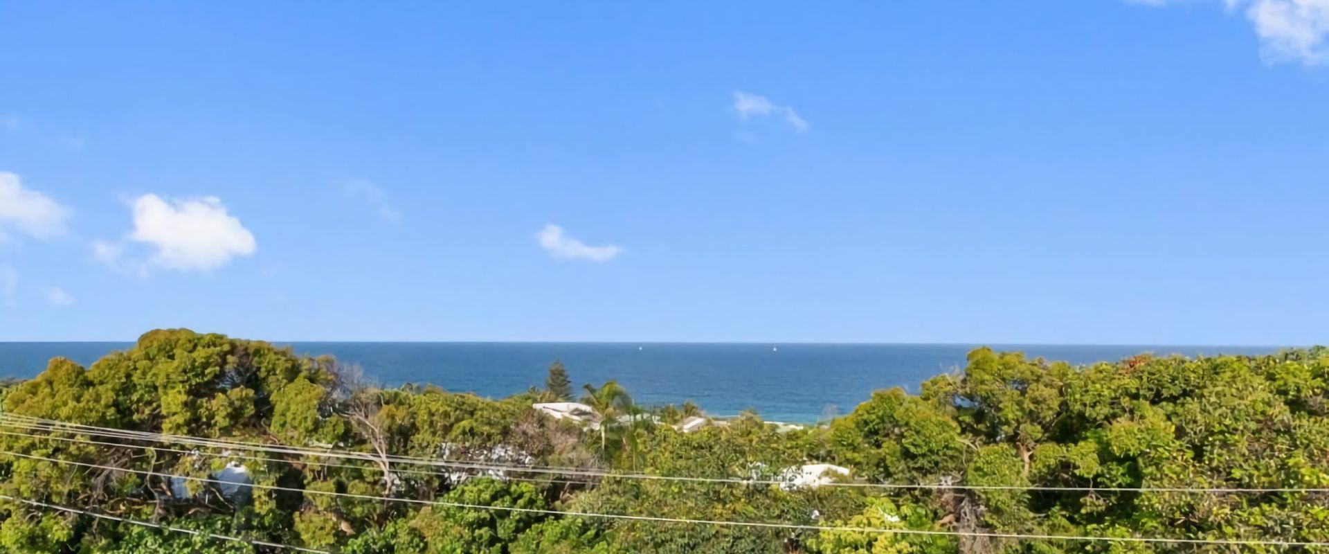11 Seaview Tce – Spectacular Home with Stunning Ocean and Headland Views