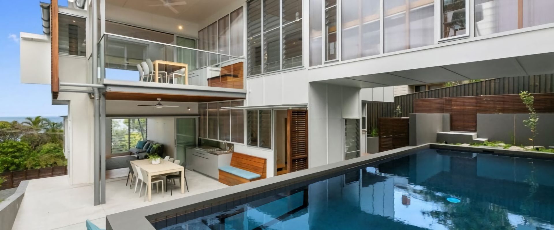 11 Seaview Tce – Spectacular Home with Stunning Ocean and Headland Views