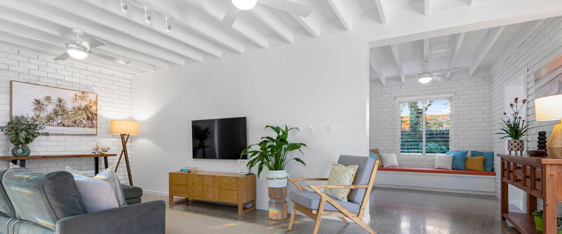 12 Elanda St – Luxurious Beachside Living