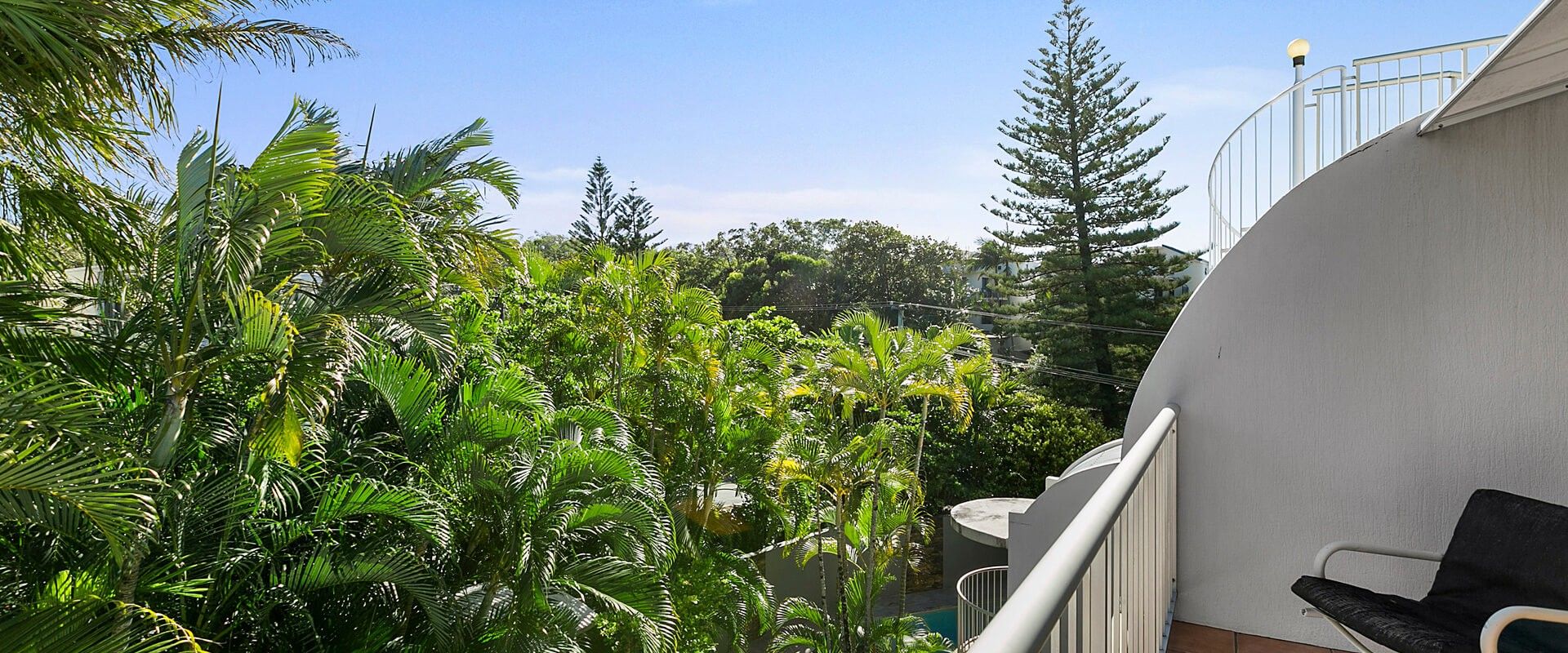 12 Cascades – Top Floor Apartment In Prime Position