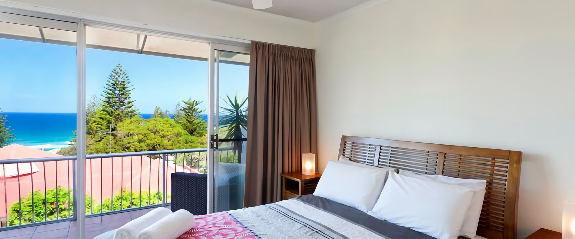 12 Cascades – Top Floor Apartment In Prime Position