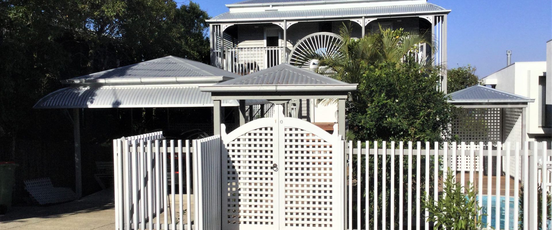 10 Enterprise St – Prestigious Home with Breathtaking Views