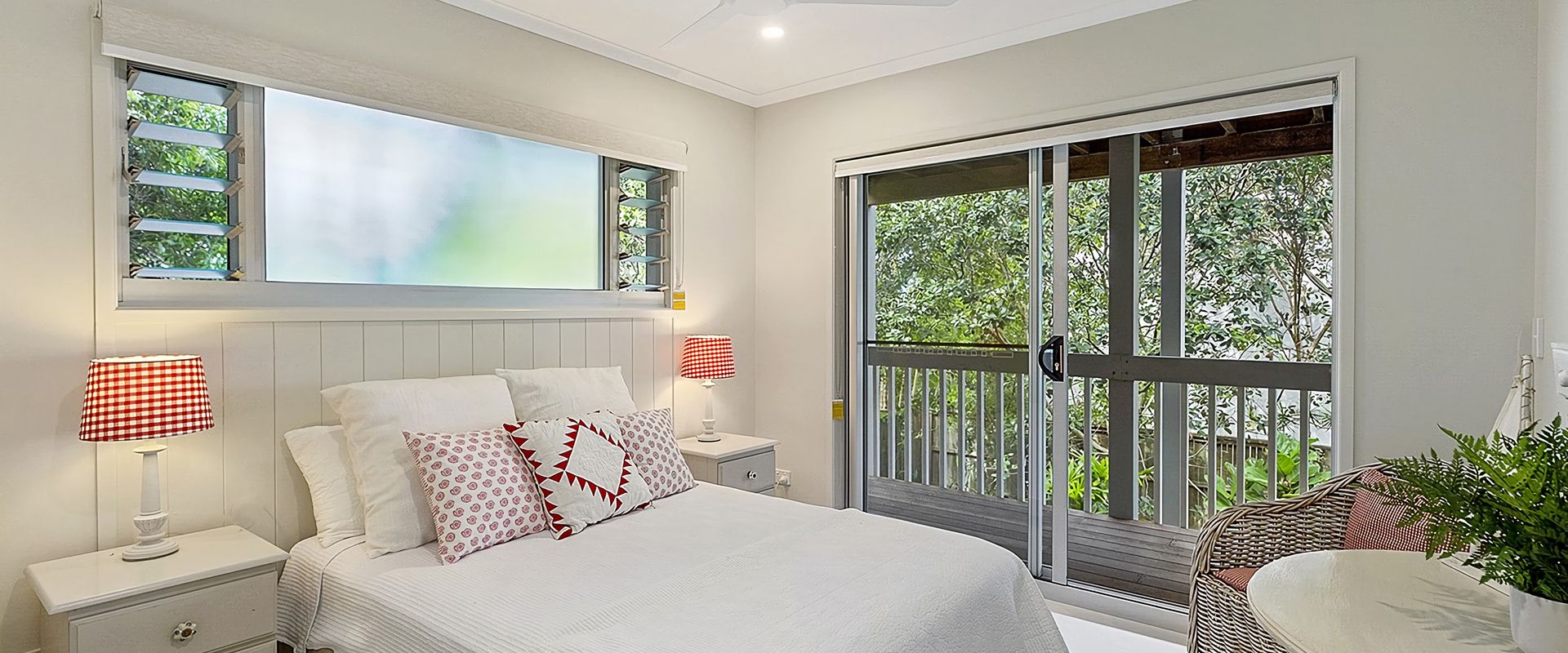 10 Enterprise St – Prestigious Home with Breathtaking Views
