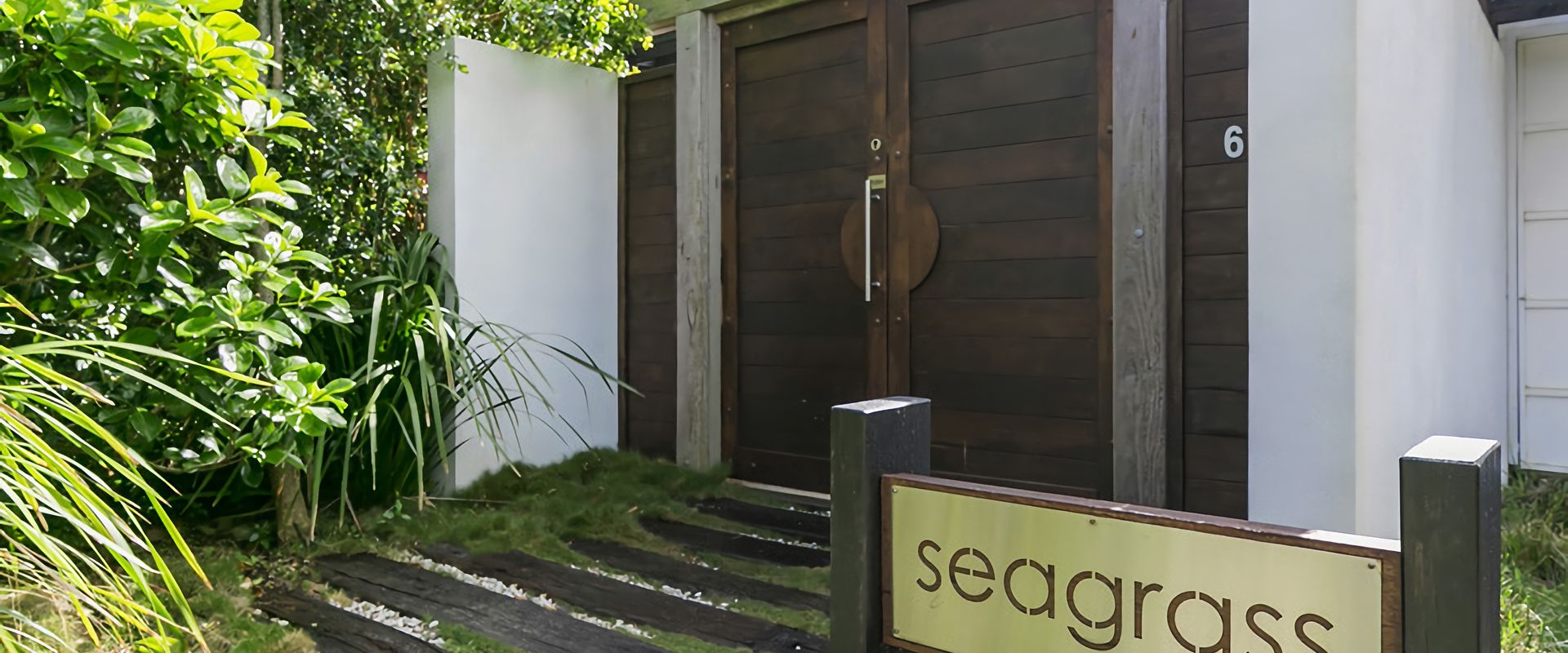 Seagrass – Pacific Ave – Tranquil Beautifully Styled Home