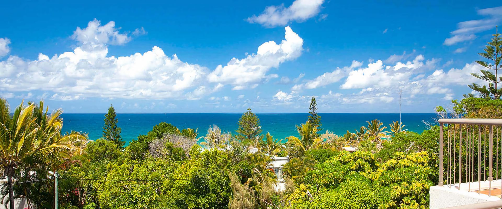 3 Ocean Terraces – Split Level Apartment At The Beach