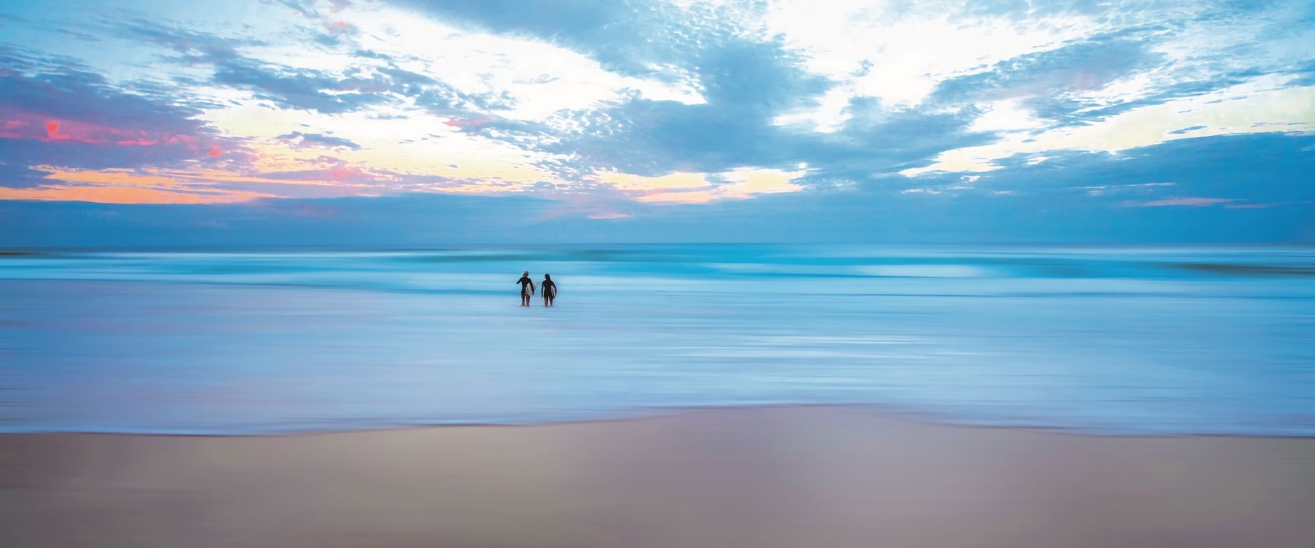 Duke St Convenience at your doorstep! Beach living