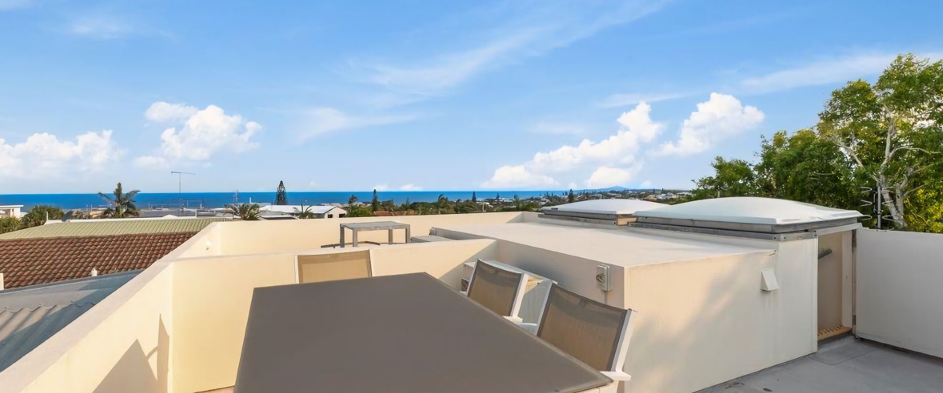 2 Elouera – Private Duplex with Views and Pool
