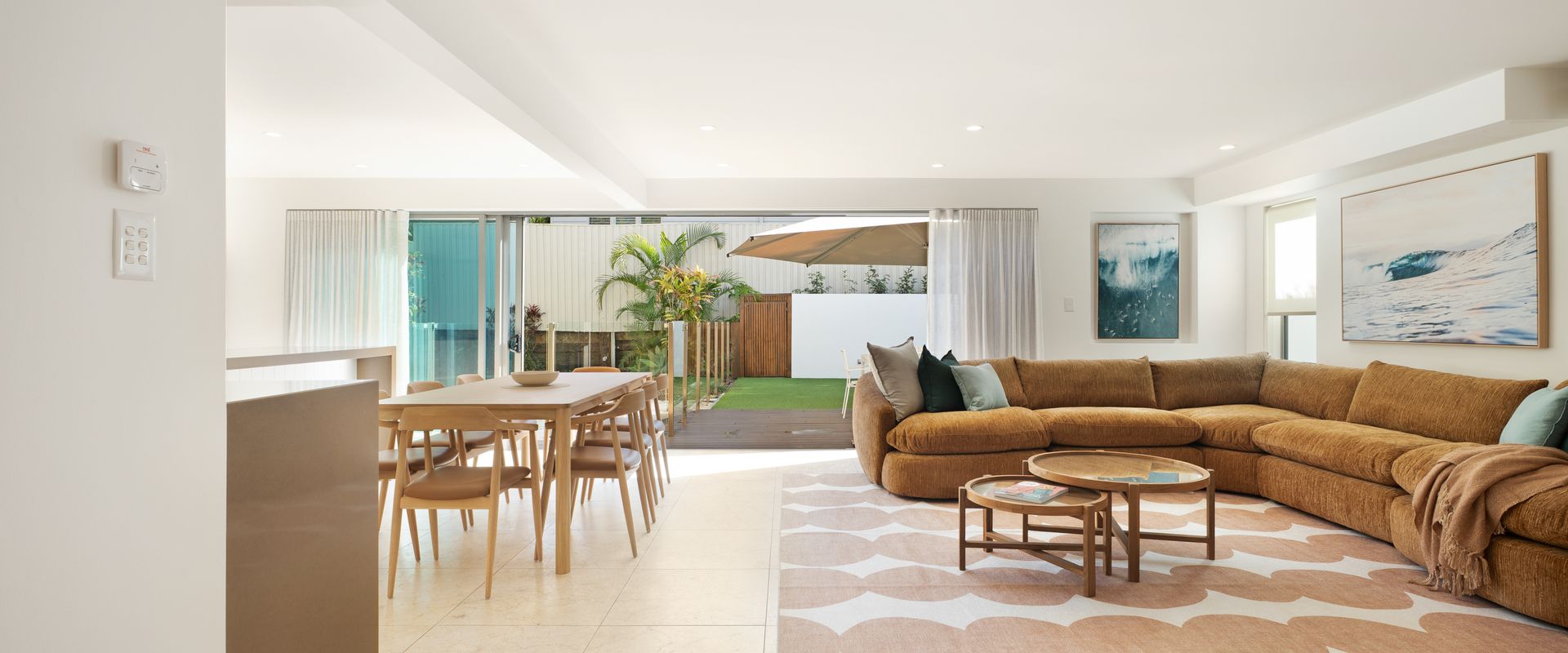 9 Depper Street – Large Residence Entire 6 Bed House