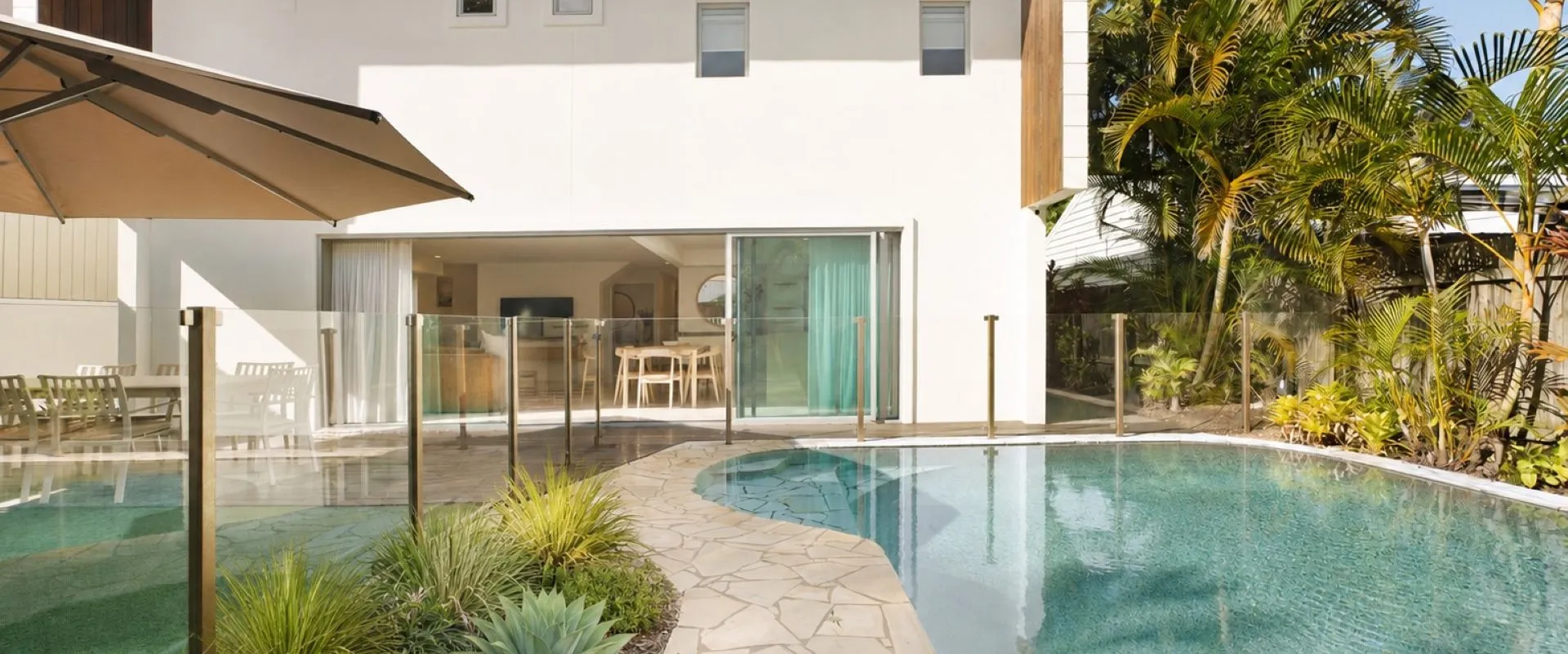 9 Depper Street – Large Residence Entire 6 Bed House
