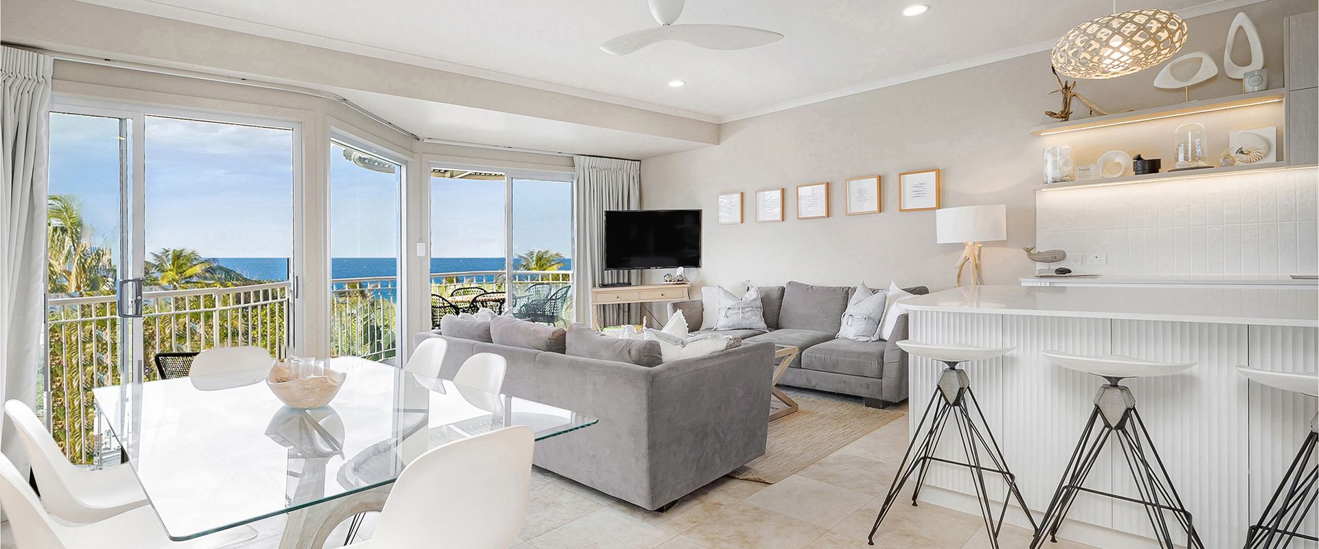 9 Andari – Fantastic Holiday Apartment in Sunshine Beach – Stunning Views, Opposite Beach Access