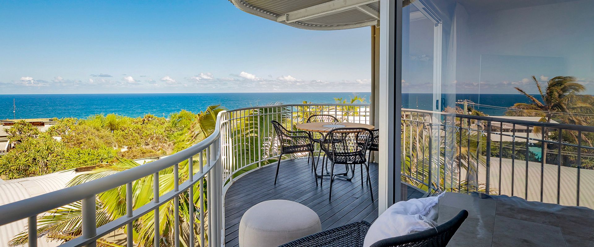 9 Andari – Fantastic Holiday Apartment in Sunshine Beach – Stunning Views, Opposite Beach Access