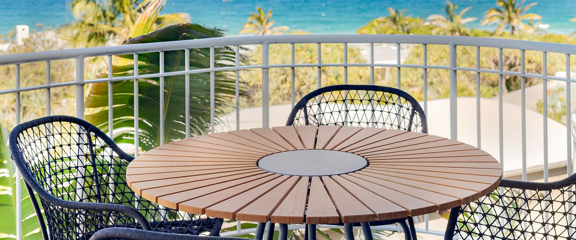 9 Andari – Fantastic Holiday Apartment in Sunshine Beach – Stunning Views, Opposite Beach Access