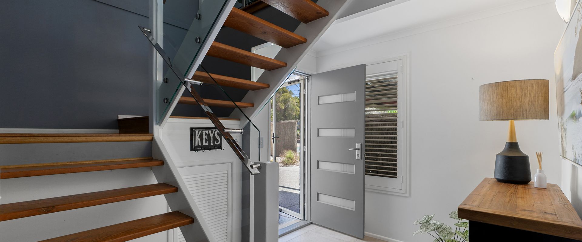 1 Hillridge, 6 Ferguson St – Coastal Retreat