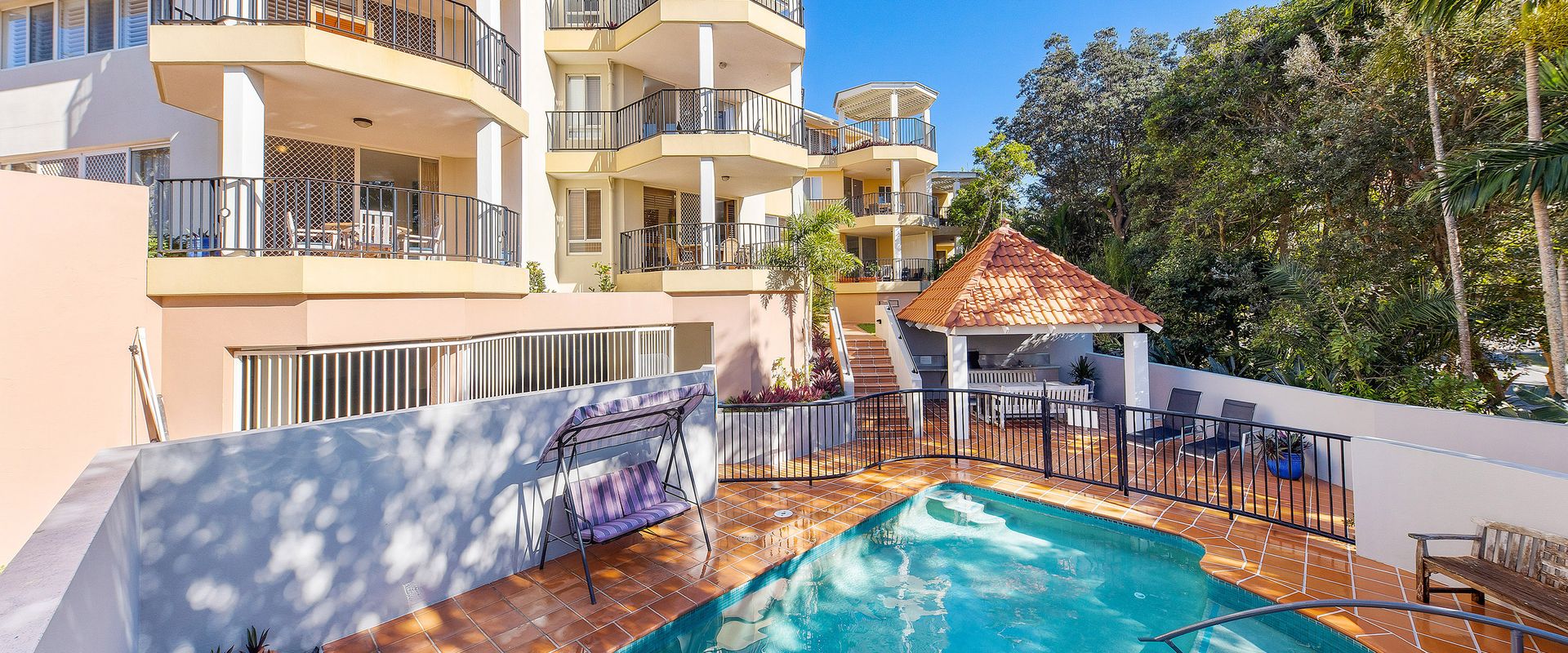 4 Parkshores – Coastal Retreat with Private Outdoor Spaces and Close to Beach