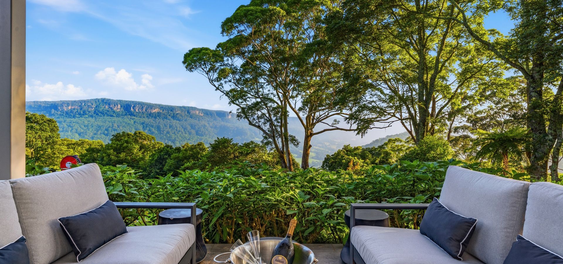 Shanti, Berry