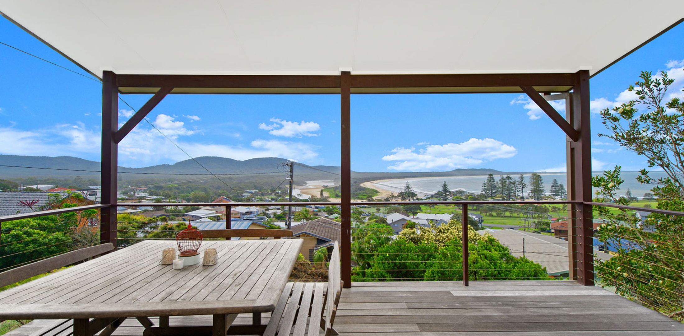Barrels Beach House, 28 Dulconghi Street
