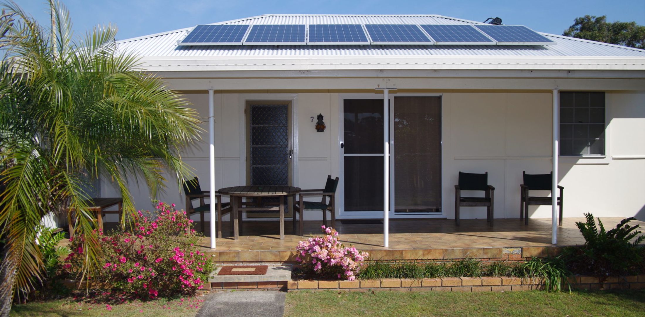 Fleur Cottage, 7 Willow Street
