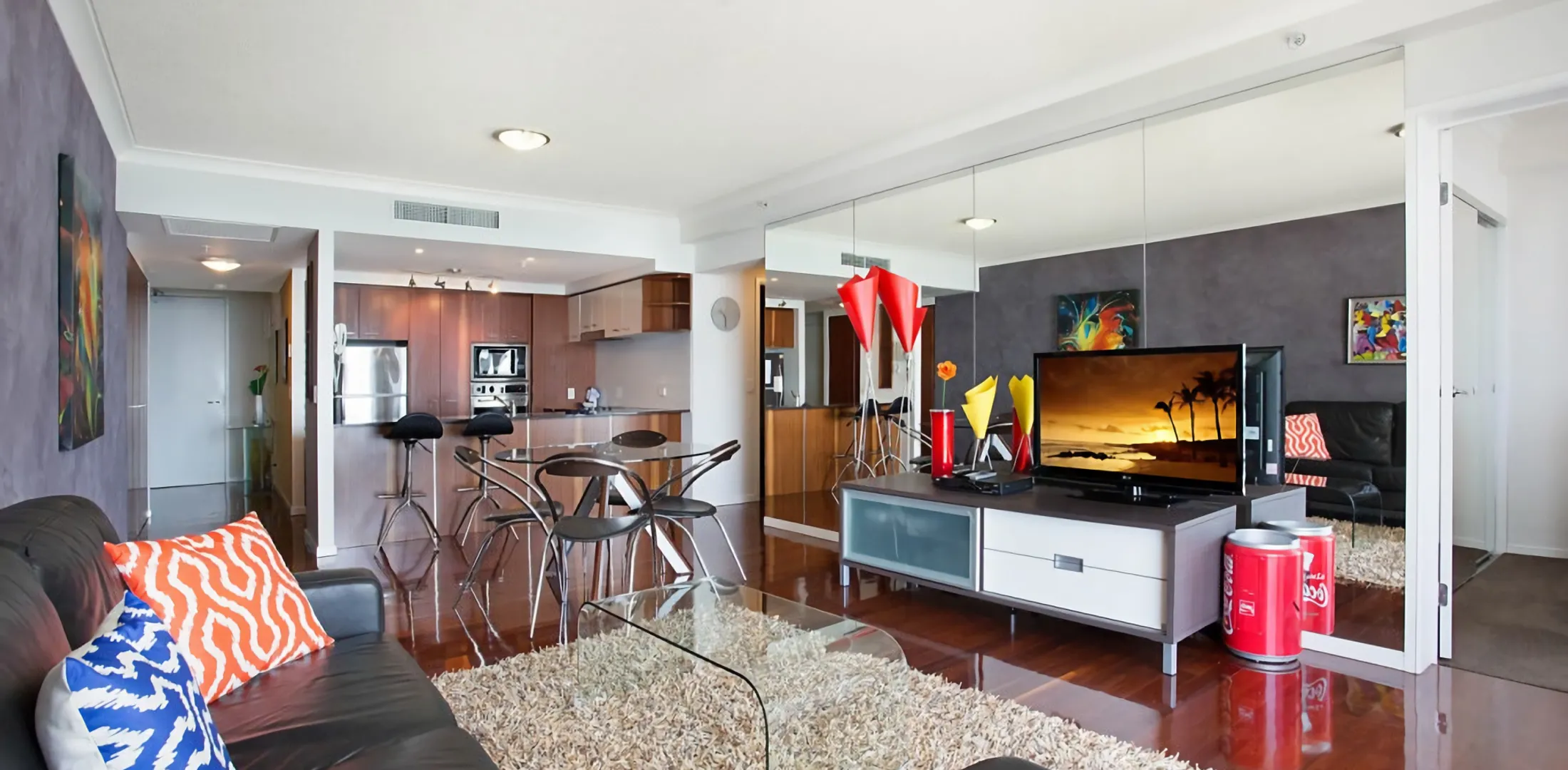 Chevron Renaissance Apartment 1293