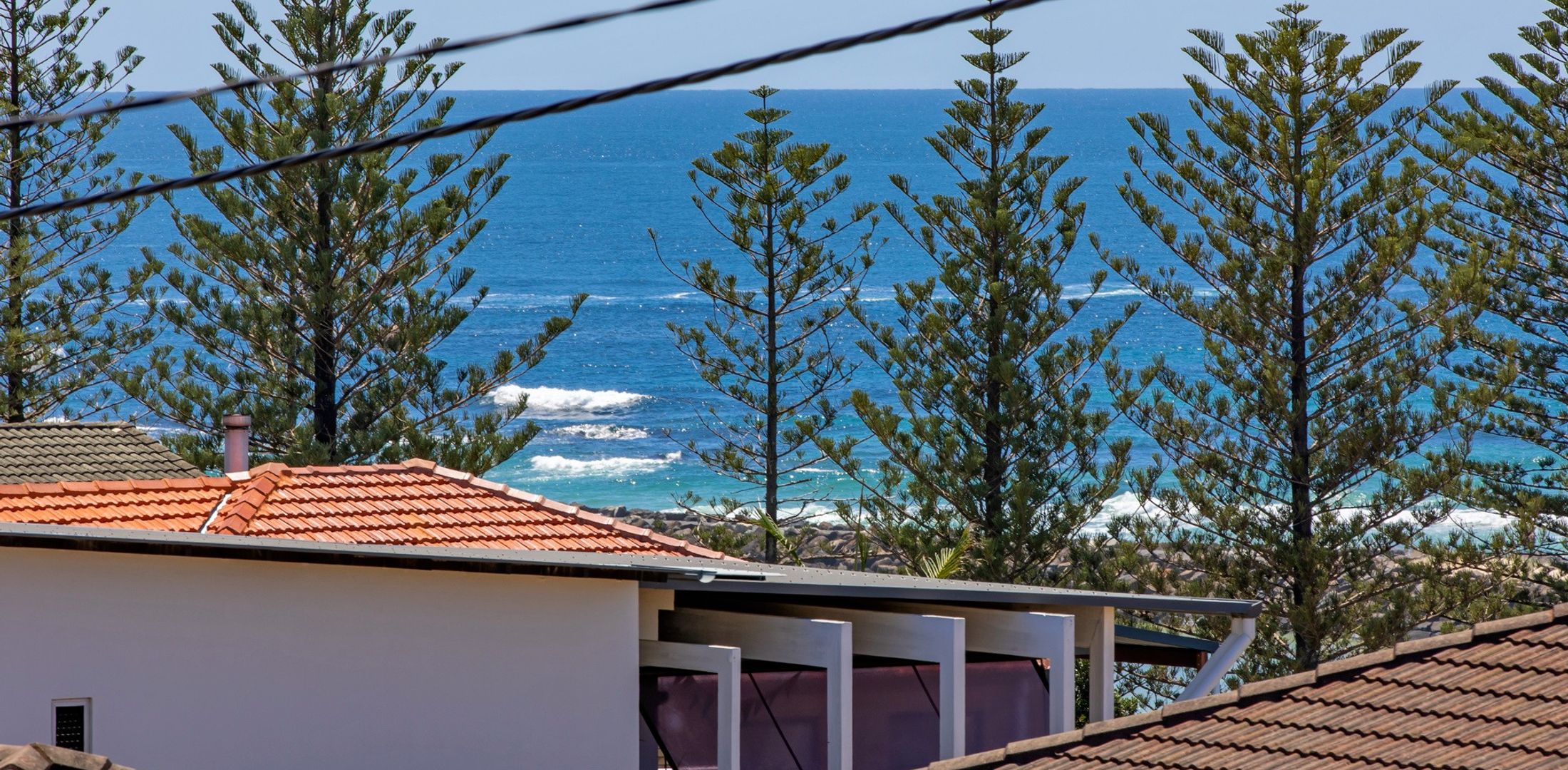 Luna Sea Kingscliff with Ocean Glimpses