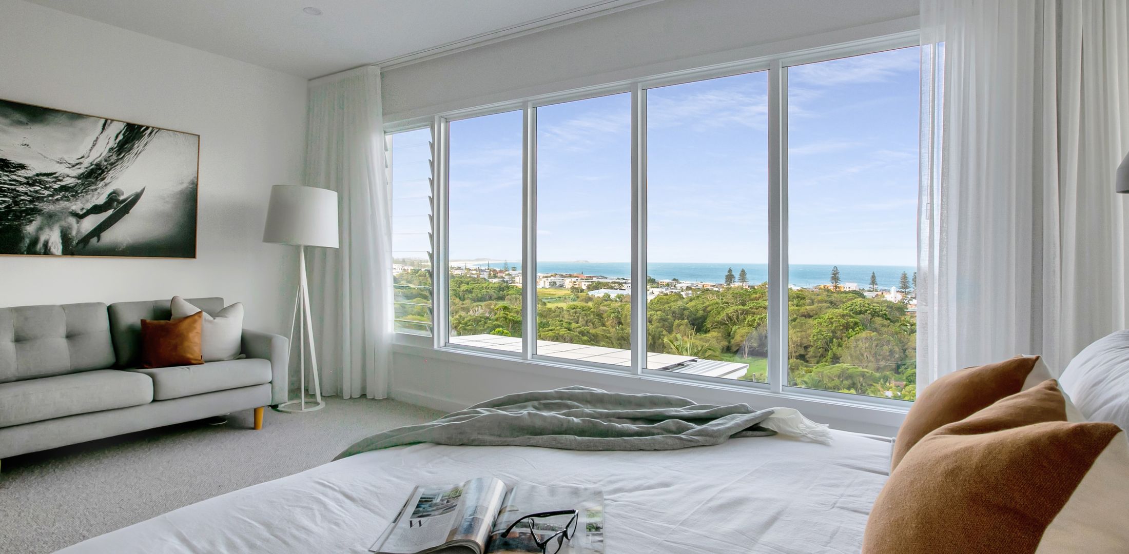 Luxe Paradise with sweeping Ocean Views & Pool