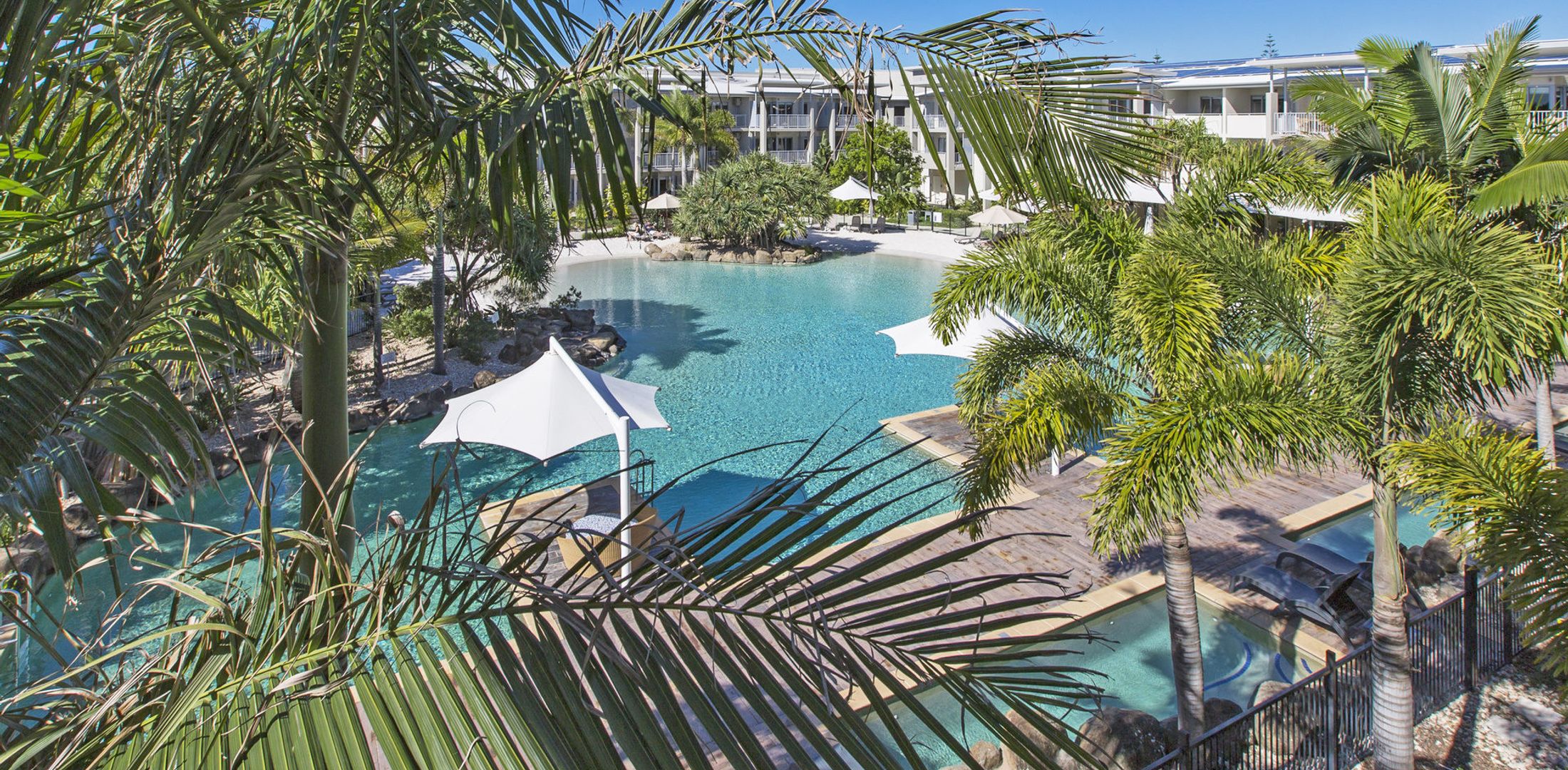 Resort & Spa 6316 withTropical Pool Views – 230m to Beach