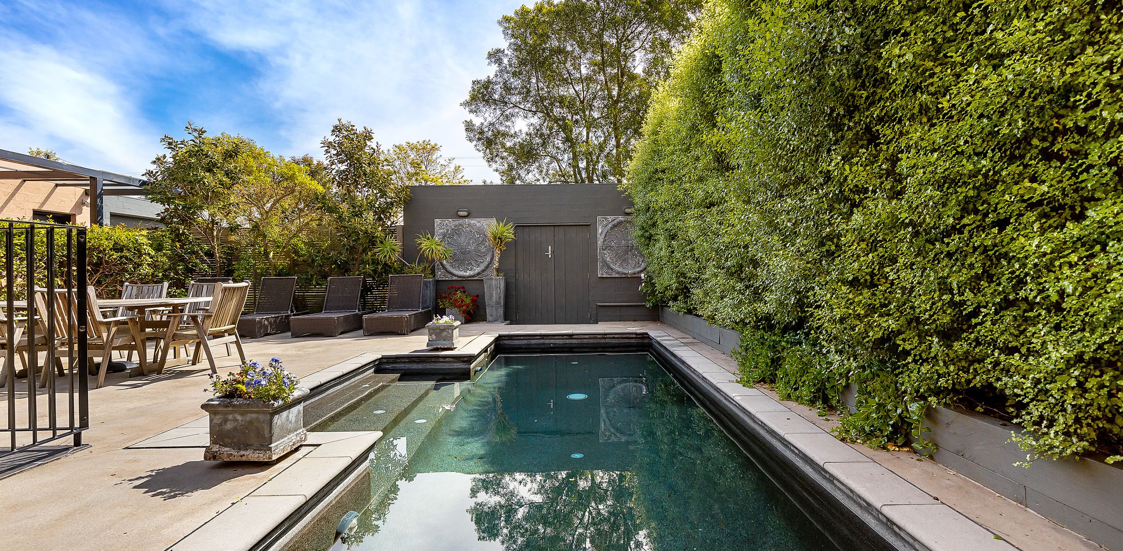 Secluded Luxury on Tower Hill