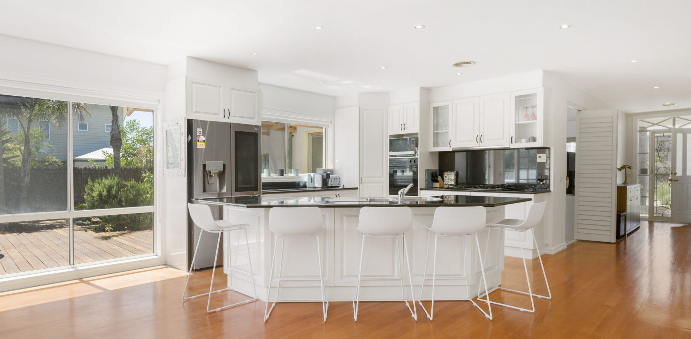 DIAMOND BAY RETREAT – SORRENTO