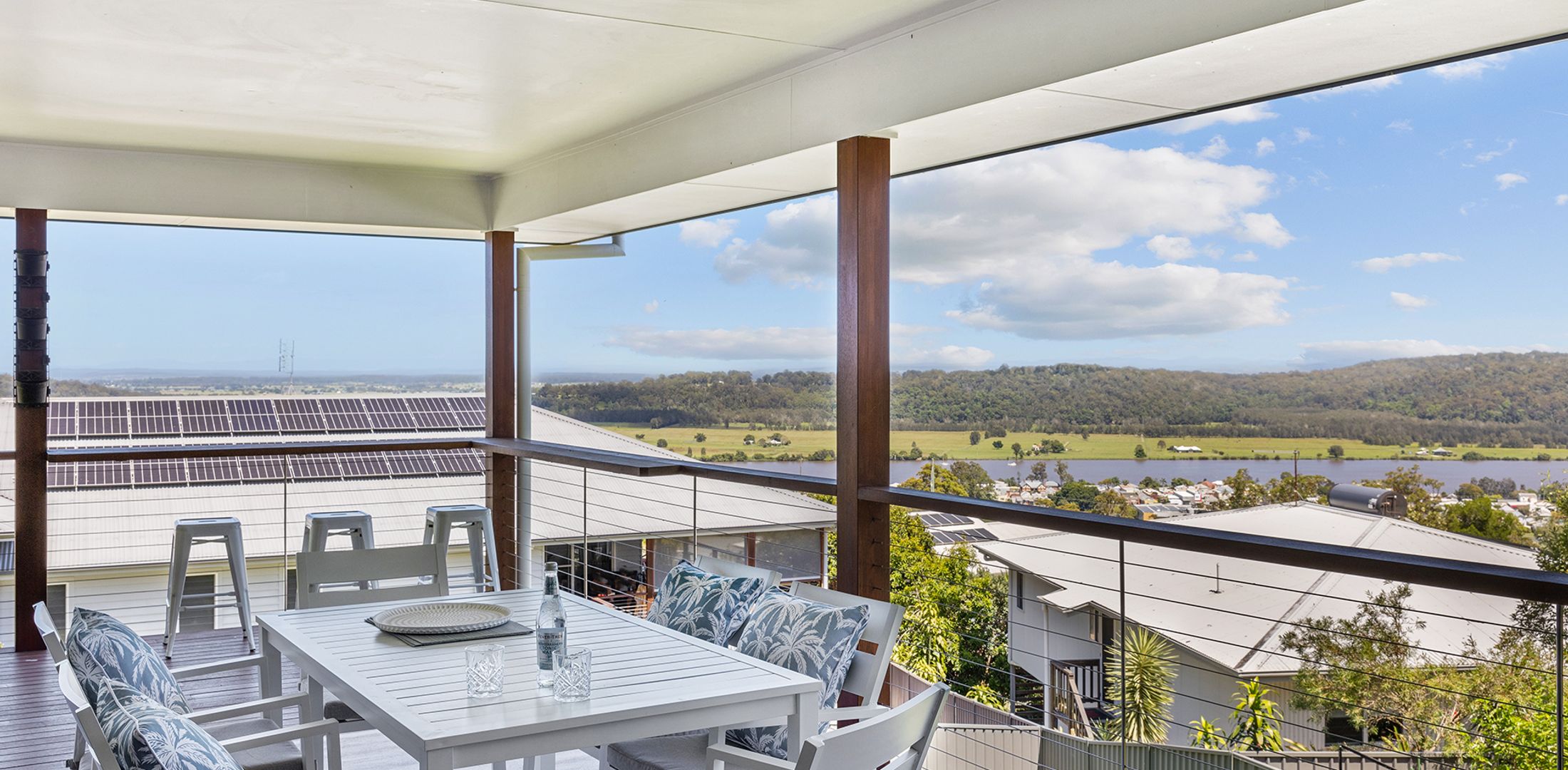 River View Beach Hub